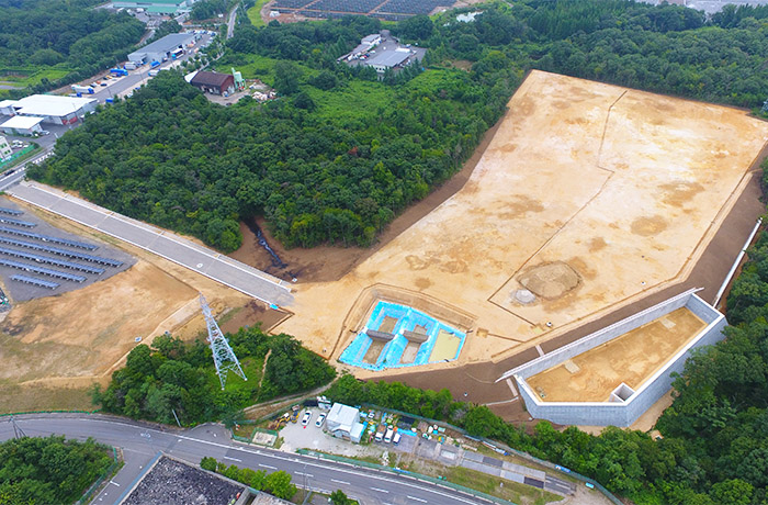 豊田市内工場用地造成、調整池工事